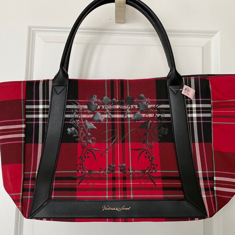 New With Tags Victoria’s Secret Tote